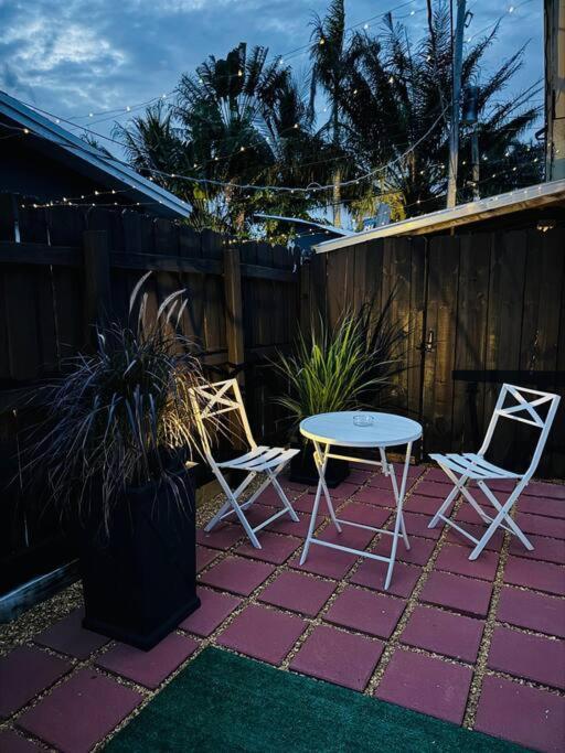 Studio With Terrace Near Hard Rock-Patio ハリウッド エクステリア 写真